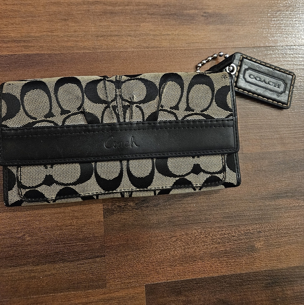 Coach Signature Wallet